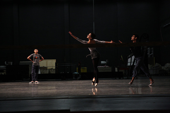 20151025_MCB_Back_Stage_2Cast_Arsht_IMG_7496