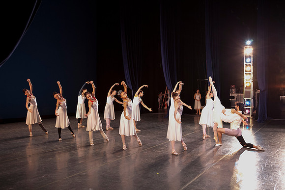 7025_DG_VISCERA_Lian_Scarlett's_Rehersal_Miami_City_Ballet_FL_IMG_9276