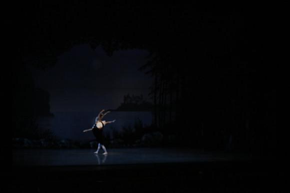 20151023_MCB_Swan_Lake_Prefomance_Arsht__75A2346