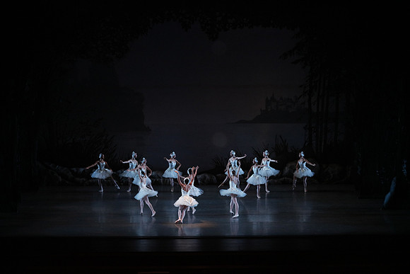 20151022_MCB_Swan_Lake_DR_Arsht__75A8171