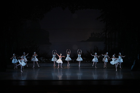 20151022_MCB_Swan_Lake_DR_Arsht__75A8155