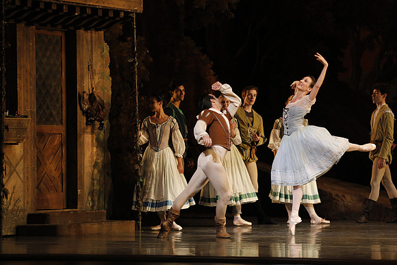 20161020_MCB_Giselle_2Cast_Act1_no Makeup_DRDA_Arsht_73A0068