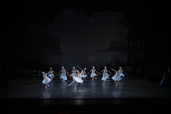 20151022_MCB_Swan_Lake_DR_Arsht__75A8178