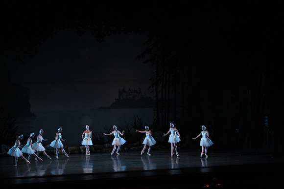 20151025_MCB_Swan_Lake_2Cast_Arsht_IMG_0100