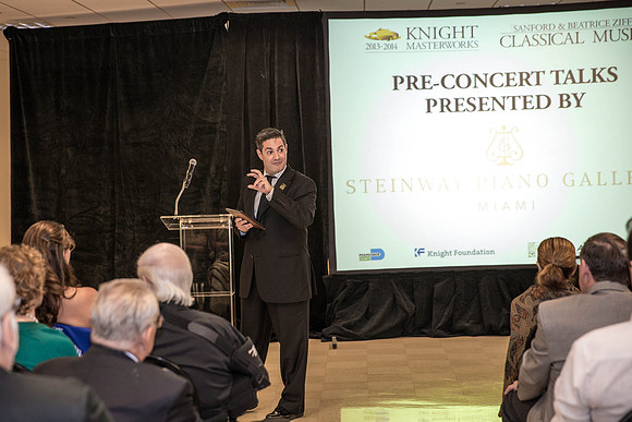 20140228_Detrot_Symphony_Orchestra_20149C7C1611