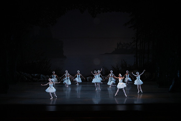 20151022_MCB_Swan_Lake_DR_Arsht__75A8198