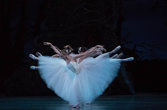 20161021_MCB_Giselle_Cast1_Act2__73A6268