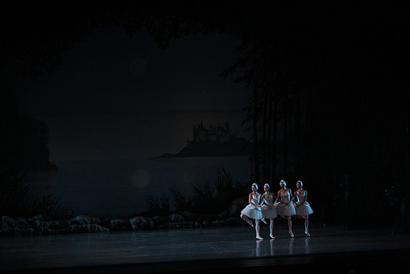 20151025_MCB_Swan_Lake_2Cast_Arsht_IMG_0077