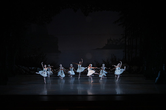 20151022_MCB_Swan_Lake_DR_Arsht__75A8174