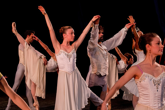 7025_DG_BALLET_IMPERIAL_Balanchine_Tchaikovsky_Miami_City_Ballet_FL_AL1B9570a