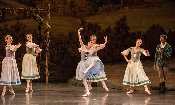 20161022_MCB_Giselle_Act1_2Cast_Tricia_Arsht_Arsht_73A6120