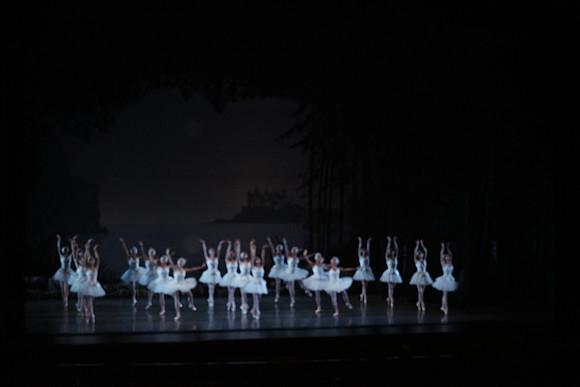 20151023_MCB_Swan_Lake_Prefomance_Arsht__75A2548