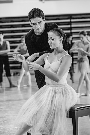09122011_DFG_6037_DG_BALLET_REHERSAL_GISEL_1_2_ZV4N0867