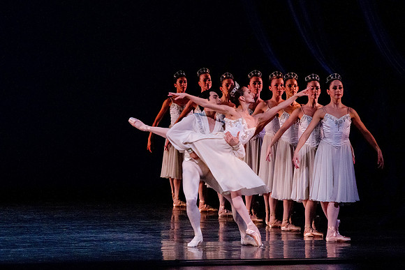 7025_DG_BALLET_IMPERIAL_Balanchine_Tchaikovsky_Miami_City_Ballet_FL_AL1B9981 2