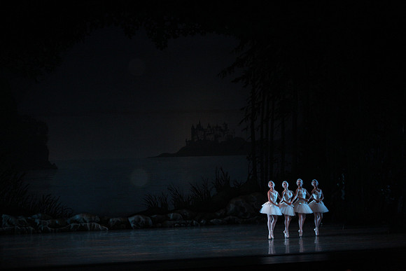 20151025_MCB_Swan_Lake_2Cast_Arsht_IMG_0073