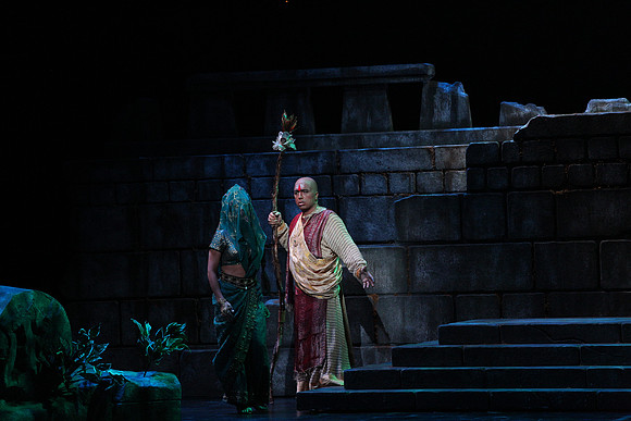 20150226_The_Pearl_Fisher_Act_39C7C1619