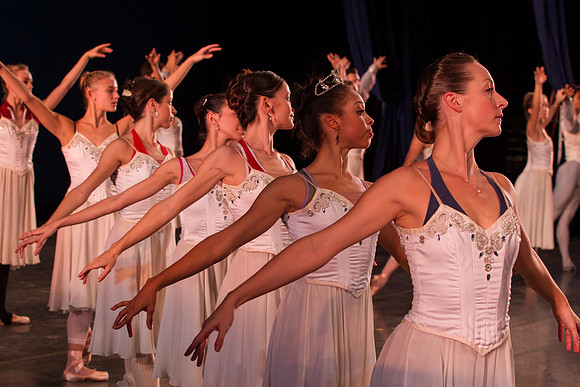 7025_DG_BALLET_IMPERIAL_Balanchine_Tchaikovsky_Miami_City_Ballet_FL_AL1B9158
