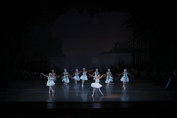 20151022_MCB_Swan_Lake_DR_Arsht__75A8188