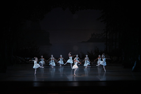 20151022_MCB_Swan_Lake_DR_Arsht__75A8190