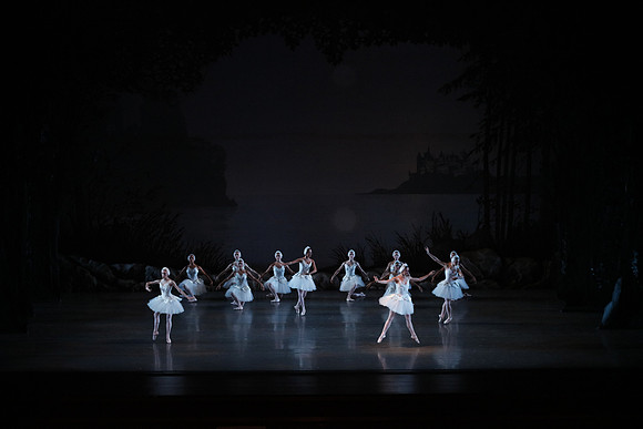 20151022_MCB_Swan_Lake_DR_Arsht__75A8194