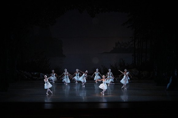 20151022_MCB_Swan_Lake_DR_Arsht__75A8193
