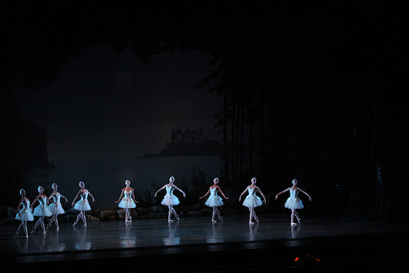 20151025_MCB_Swan_Lake_2Cast_Arsht_IMG_0098