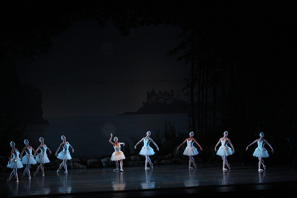 20151025_MCB_Swan_Lake_2Cast_Arsht_IMG_0126