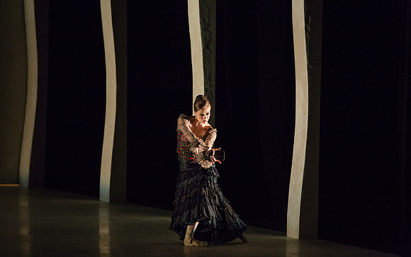 20150212_Carmen_Dress_Reh_9C7C1074