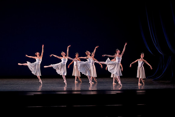 7025_DG_BALLET_IMPERIAL_Balanchine_Tchaikovsky_Miami_City_Ballet_FL_-200610_DG_Bass Harbor, Passagassawakeag_River_ME_MAINE_USA_2006_AL1B1075