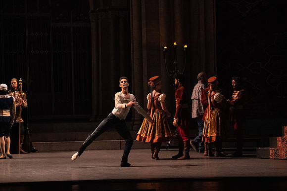 Swan_Lake_Act 3_DR 1 Cast5546