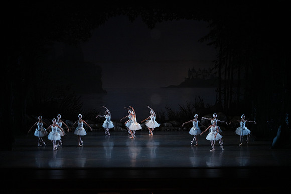 20151022_MCB_Swan_Lake_DR_Arsht__75A8090