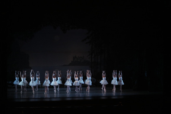20151023_MCB_Swan_Lake_Prefomance_Arsht__75A2503