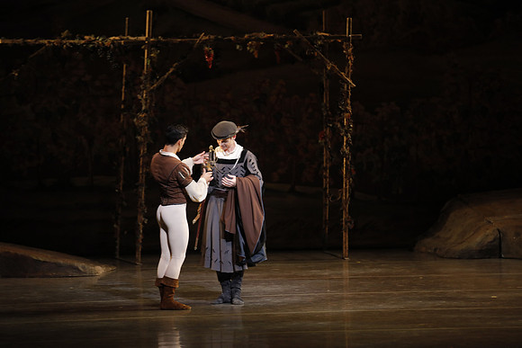 20161023_MCB_Giselle_Act1_3Cast_Jennifer_Laurent_Arsht__73A1428