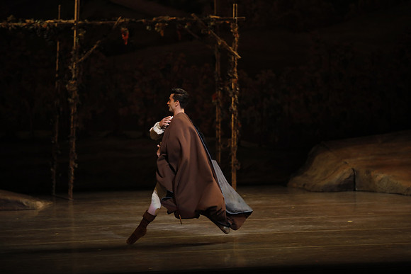 20161023_MCB_Giselle_Act1_3Cast_Jennifer_Laurent_Arsht__73A1401