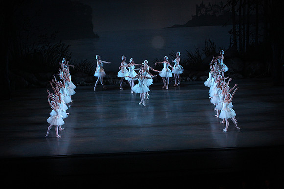 20151114_Swan_Lake_George_Balanchine_Kravis_IMG_6650