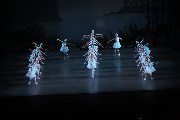 20151114_Swan_Lake_George_Balanchine_Kravis_IMG_6654