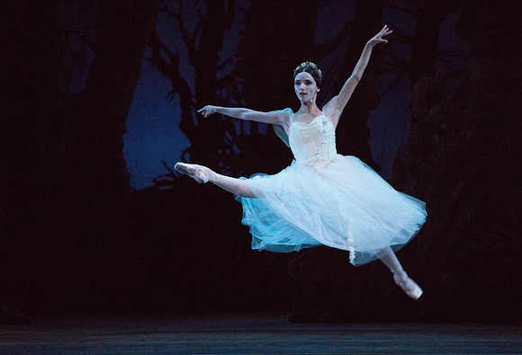 20161021_MCB_Giselle_Cast1_Act2__73A6151