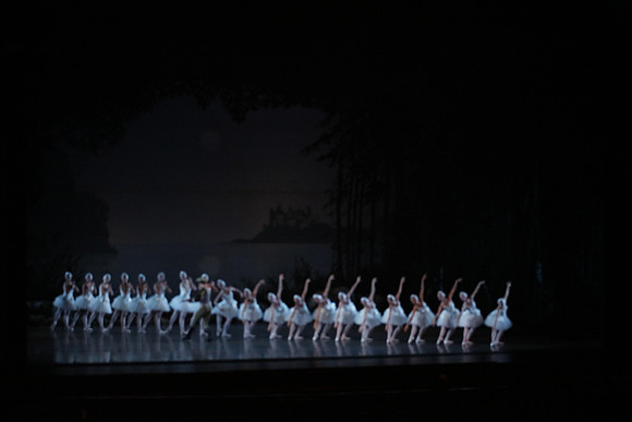 20151023_MCB_Swan_Lake_Prefomance_Arsht__75A2597