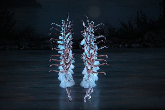 20151114_Swan_Lake_George_Balanchine_Kravis_IMG_6565