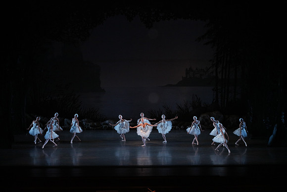 20151022_MCB_Swan_Lake_DR_Arsht__75A8123