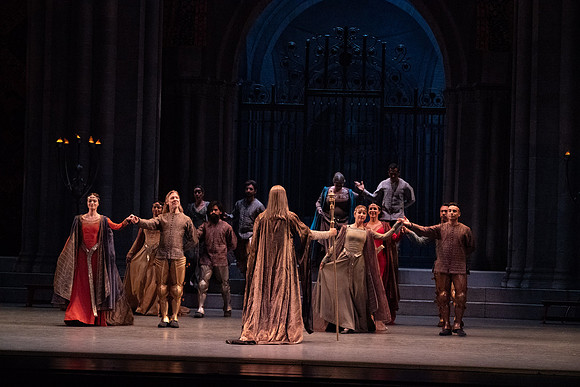 Swan_Lake_Act 3_DR 1 Cast5586