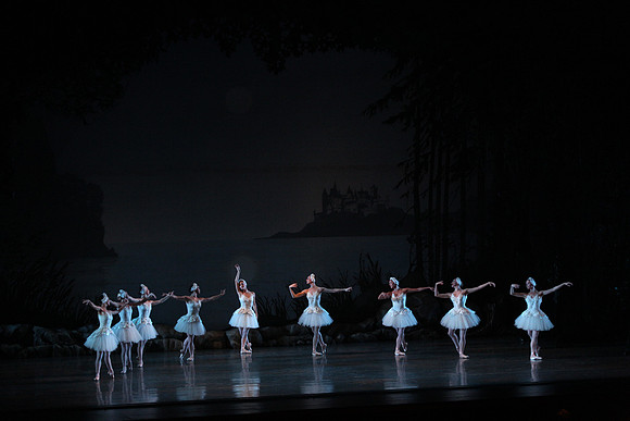 20151025_MCB_Swan_Lake_2Cast_Arsht_IMG_0106