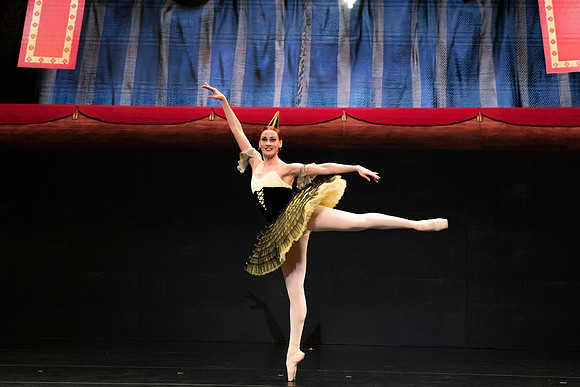 20241026_untitled20241026_Pas de deux from Harlequinade__DSC3724