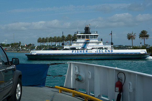 84675_Fisher_Island_Ferry_Miami_FL_ZV4N_6634