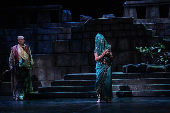 20150226_The_Pearl_Fisher_Act_39C7C1625