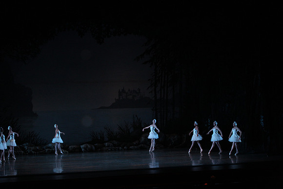 20151025_MCB_Swan_Lake_2Cast_Arsht_IMG_0093