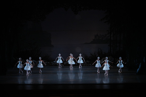 20151022_MCB_Swan_Lake_DR_Arsht__75A8088