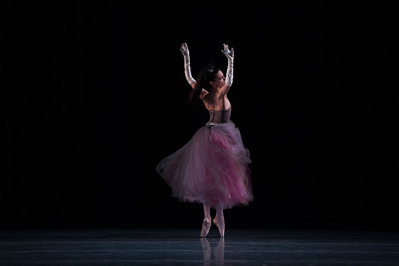 20180405_La Valse_Balanchine_Ravel__73A4195
