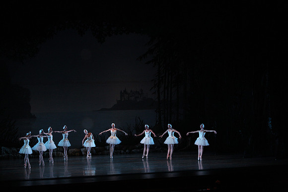 20151025_MCB_Swan_Lake_2Cast_Arsht_IMG_0102