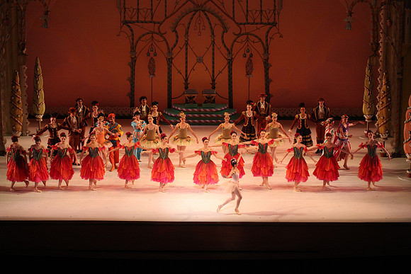 20141229_Nutcracker_WPB_Bows_CG3P4604